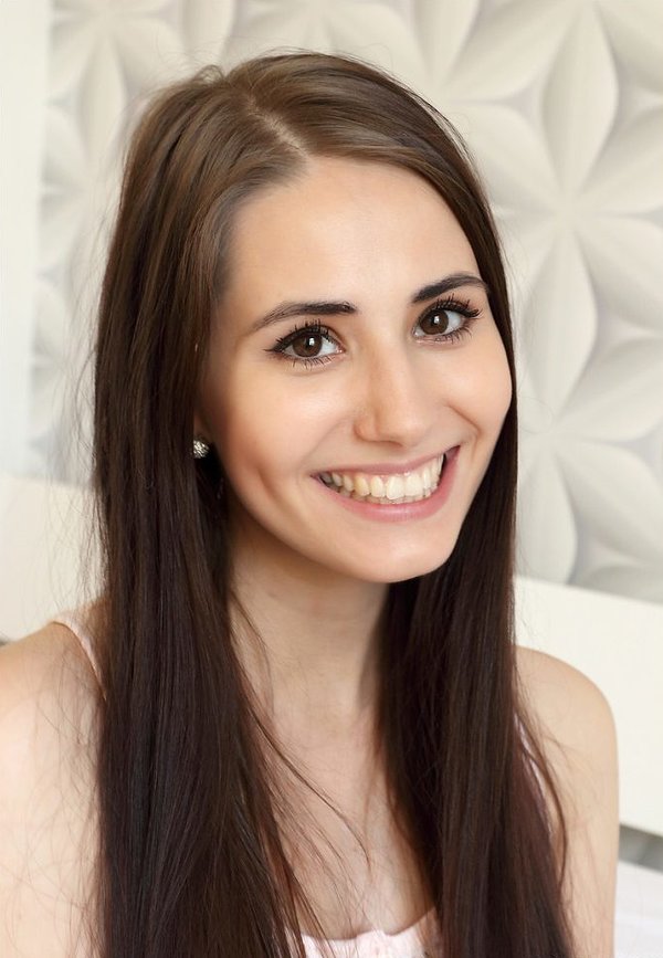 Ленка, 18